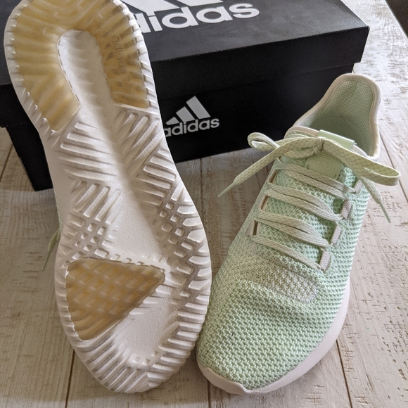 🌻 Adidas New! - Picture 4 of 5